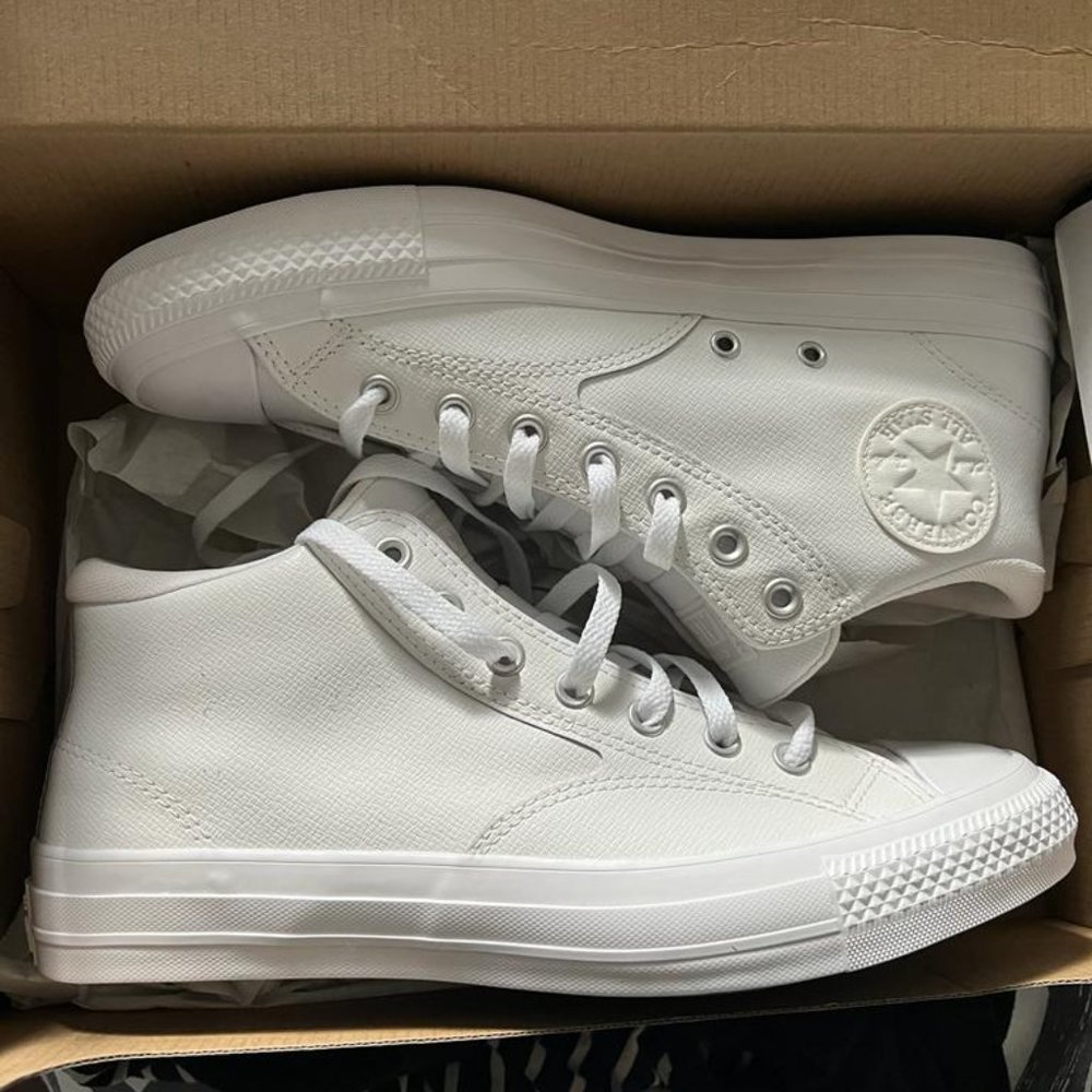 White Unisex Converse